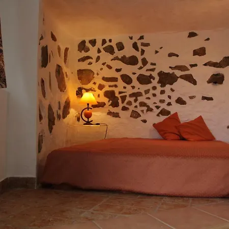 Holiday home Casa De Pedra E Cal Faro